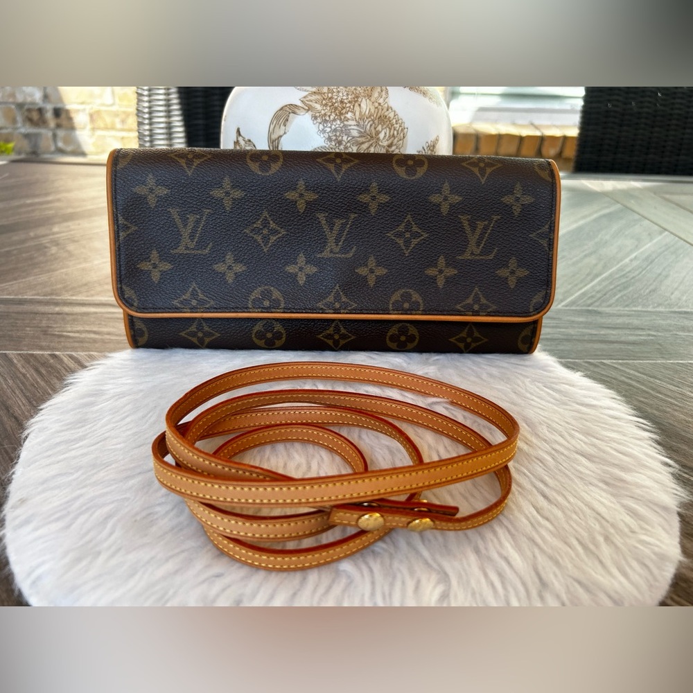 Twin Pochette GM in Monogram #3 - Picture 4 of 16